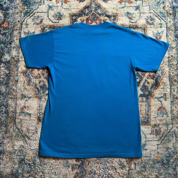 Vintage Disney Animal Kingdom T-shirt Medium - Picture 2 of 7